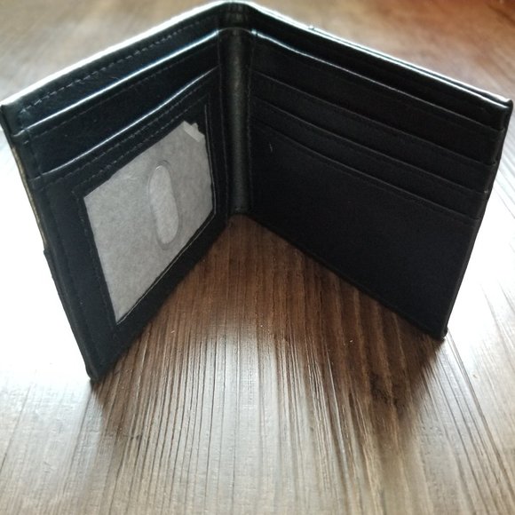 DC Comics Batman Bifold Wallet - Picture 5 of 11